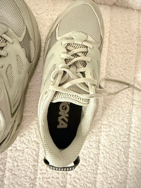 Hoka One One - Picture 8 of 9